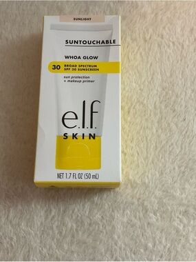 e.l.f. Skin Suntouchable Whoa Glow SPF 30 Sunscreen Primer - White & Yellow